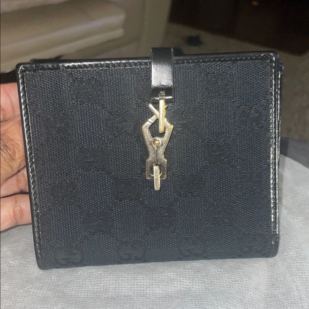 Gucci Black Wallet with Gold Accent EUC - Picture 11 of 11